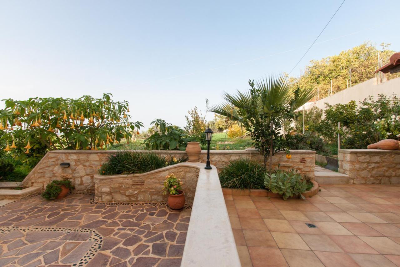 Sfáka Krissa Villa מראה חיצוני תמונה